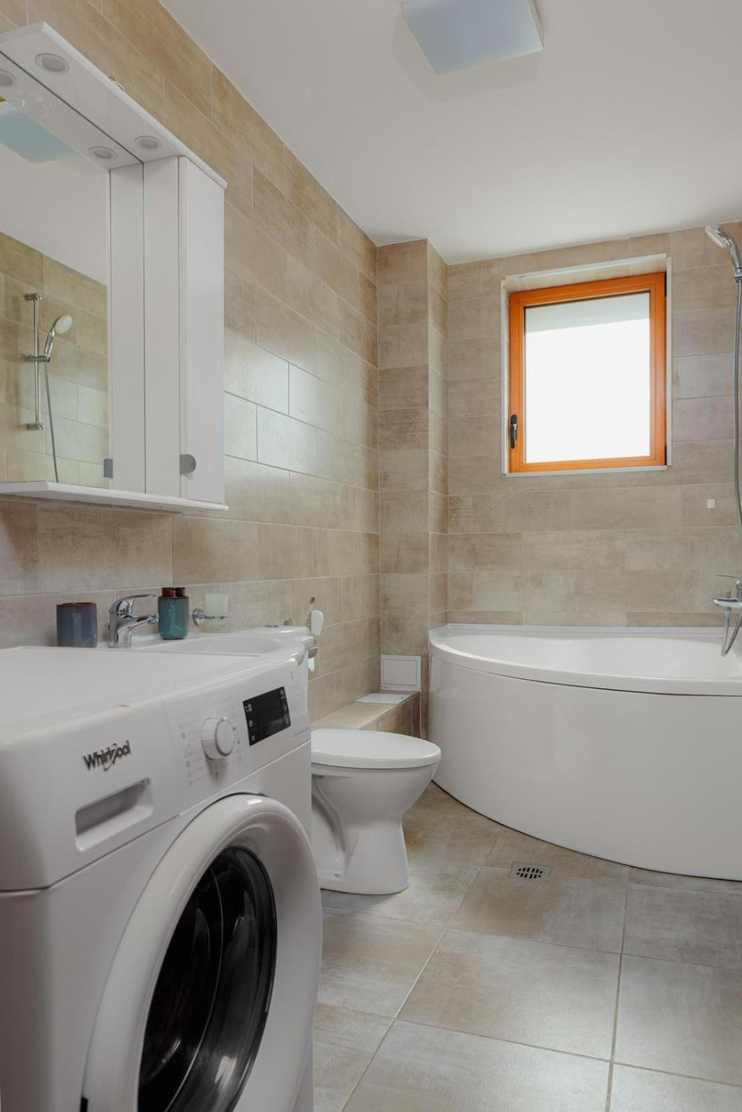 בוקרשט Heart Of Downtown 3 Rooms Apartment Self Check In מראה חיצוני תמונה