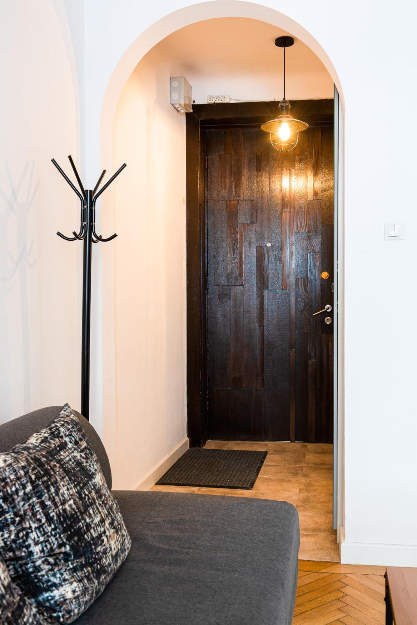 בוקרשט Heart Of Downtown 3 Rooms Apartment Self Check In מראה חיצוני תמונה